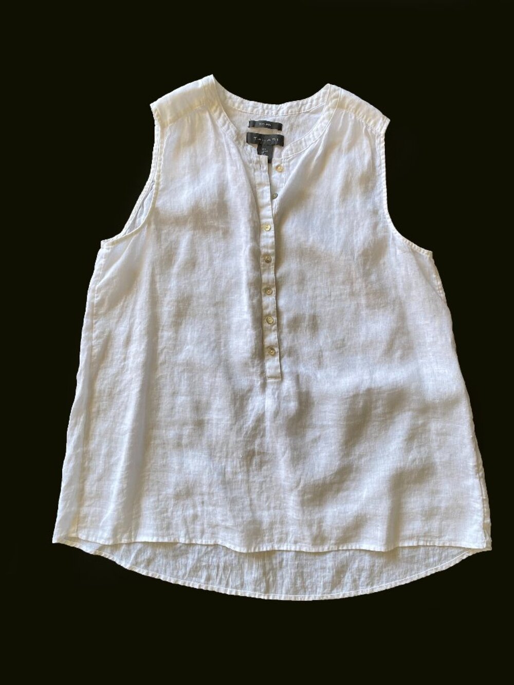 Tahari Sleeveless Henley 100% Linen Top White Size L Relaxed Half Button